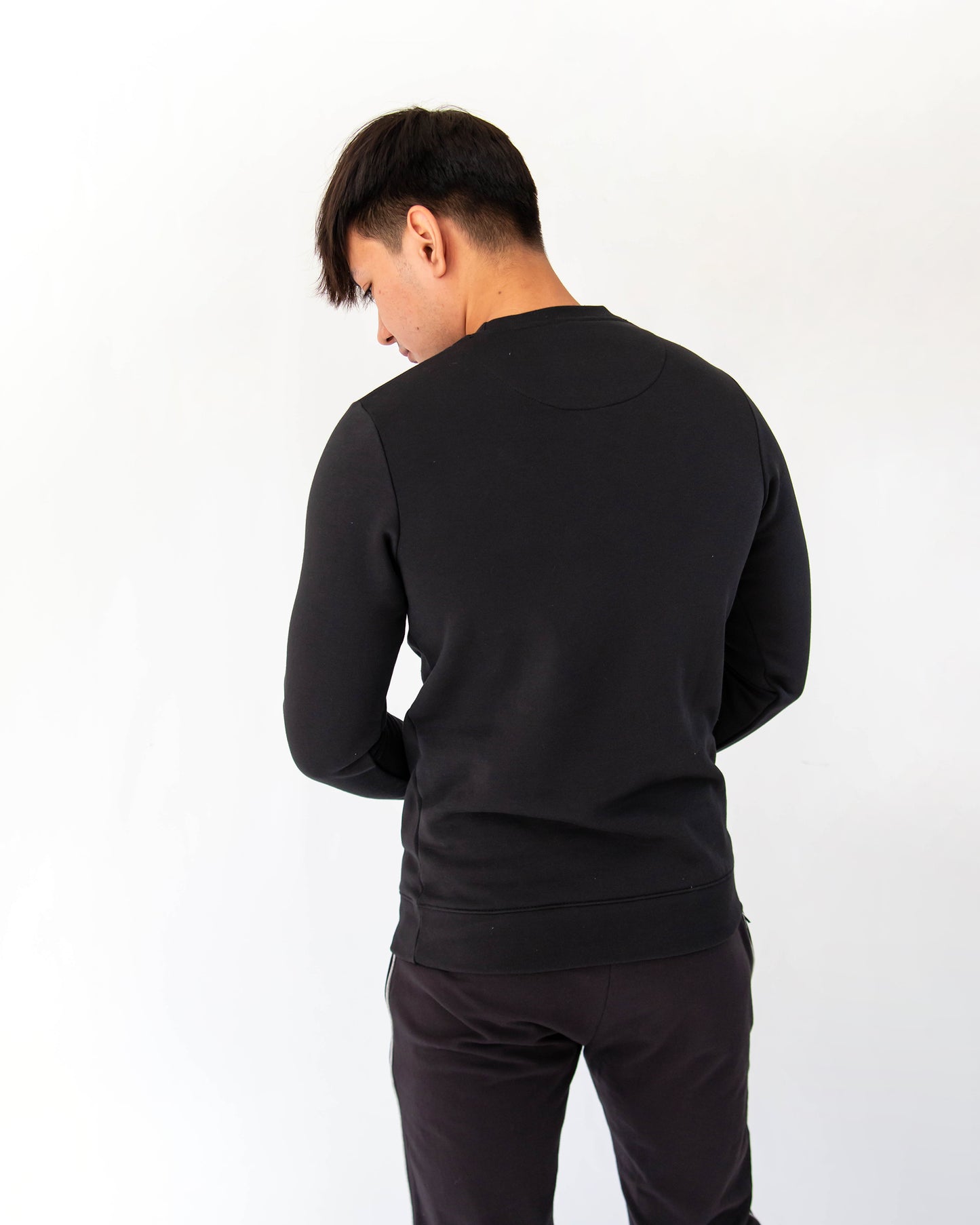 BLACK SWEAT SHIRT - GOLDER